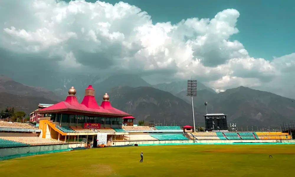 Chandigarh to Dharamshala Taxi: Tips for First-Time Travelers