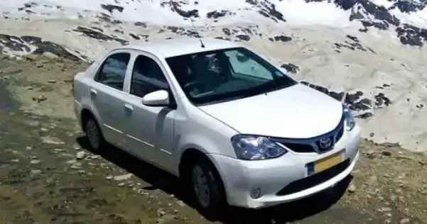 Chandigarh to Srinagar Taxi